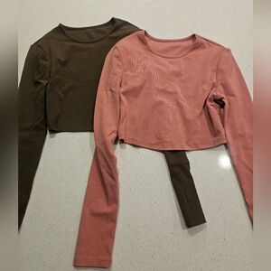 Set of 2 Small Long Sleeve Crop Tops